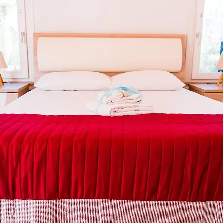 公寓 Cava Rossa 法维尼亚纳